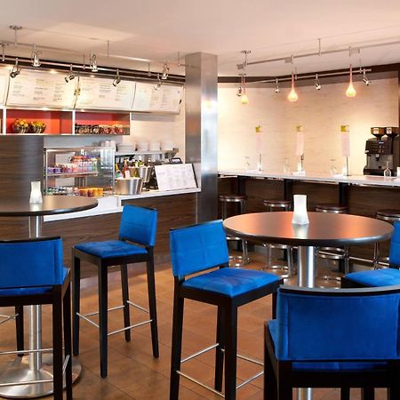Courtyard By Marriott Oakland Airport Hotel Bagian luar foto